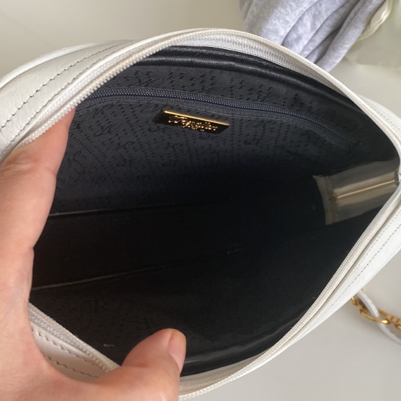 super Rare vintage Revillon 🇫🇷 white chevron crossbody bag - Picture 8 of 17